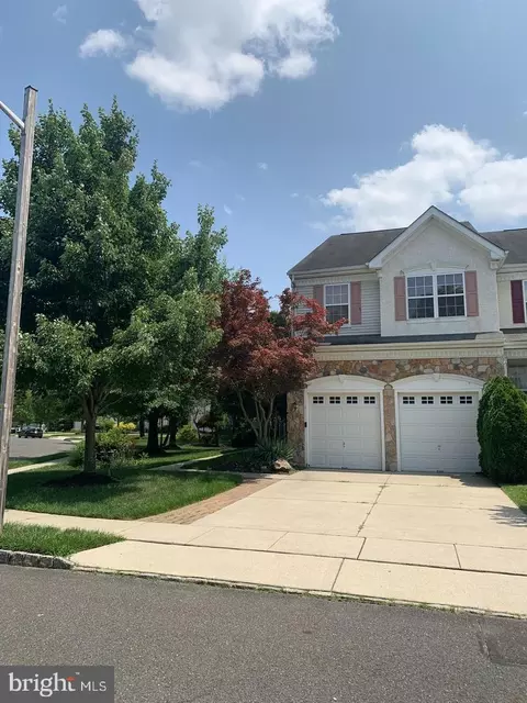 1 Carter Ln, Marlton, NJ 08053