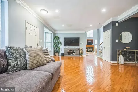 Living - 1 Carter Ln, Marlton, NJ 08053 photo 2 of 2