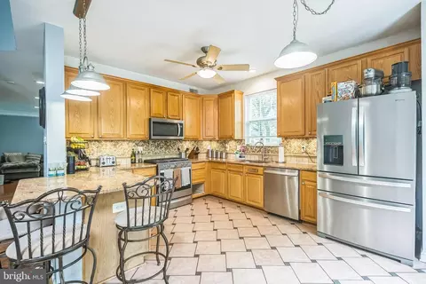 Kitchen - 1 Carter Ln, Marlton, NJ 08053 photo 3 of 4