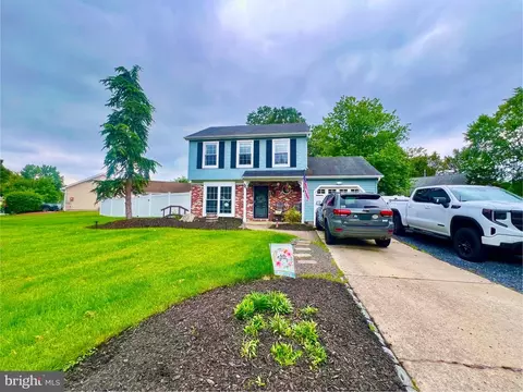 23 Marsham Dr, Marlton, NJ 08053
