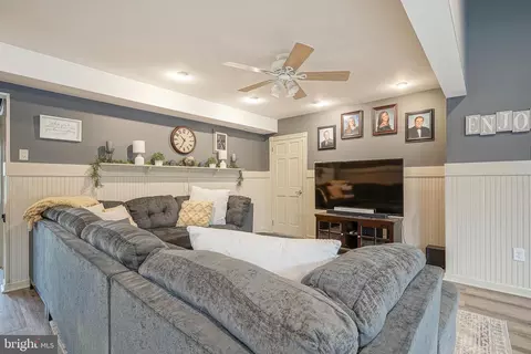 19 Montclair Dr, Delran, NJ 08075 photo 9