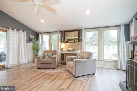 19 Montclair Dr, Delran, NJ 08075 photo 5