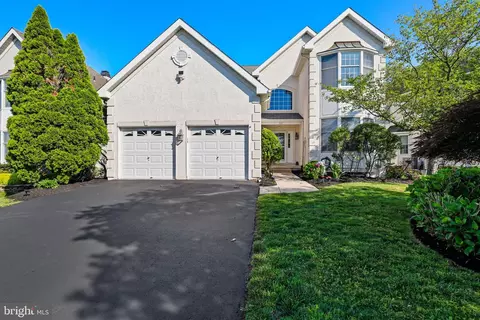 407 Laurel Creek Blvd, Moorestown, NJ 08057