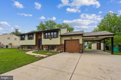 1010 Holly Ln, Westampton, NJ 08060