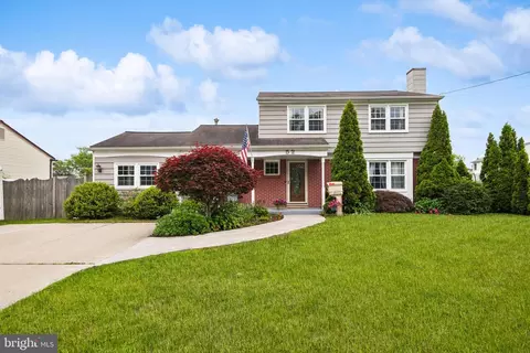 52 Marlborough Ave, Marlton, NJ 08053