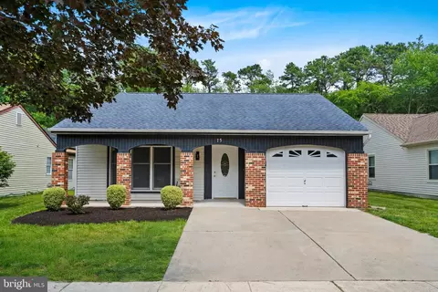 75 Maidstone Pl, Southampton, NJ 08088