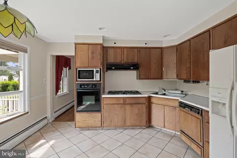 Kitchen - 1101 Cherry Ln, Cinnaminson, NJ 08077 photo 3 of 3