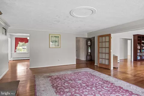 Living - 1101 Cherry Ln, Cinnaminson, NJ 08077 photo 5 of 9