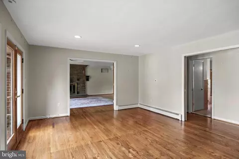 Living - 1101 Cherry Ln, Cinnaminson, NJ 08077 photo 7 of 9