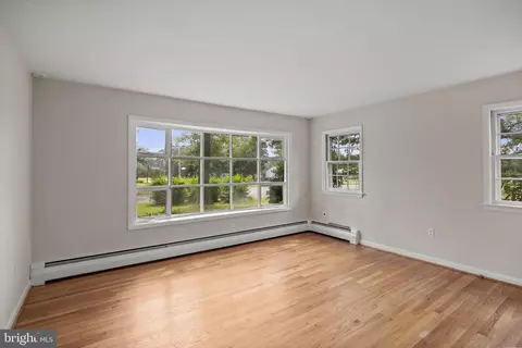 Living - 1101 Cherry Ln, Cinnaminson, NJ 08077 photo 8 of 9