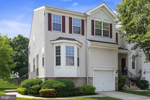 319 Huntington Dr, Delran, NJ 08075