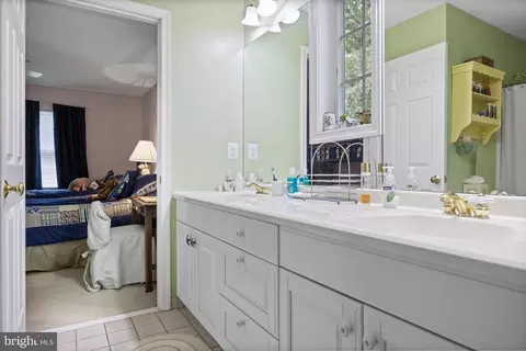 Bath - 19 Crested Butte Ct, Shamong, NJ 08088 photo 3 of 3
