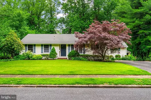 10 S Shirley Ave, Moorestown, NJ 08057
