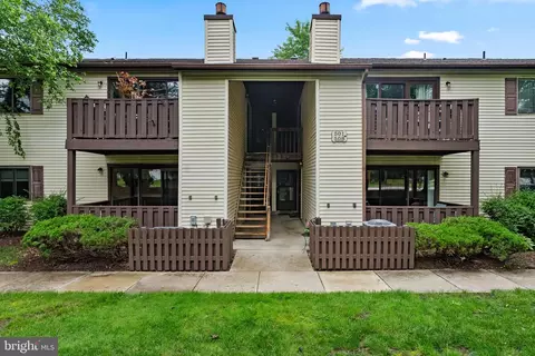 503 Lindsey Ct, Marlton, NJ 08053