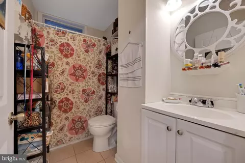 Bath - 411 Seventh, Riverton, NJ 08077 photo 1 of 3