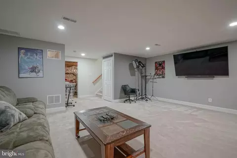 4 Compass Cir, Mount Laurel, NJ 08054 photo 38