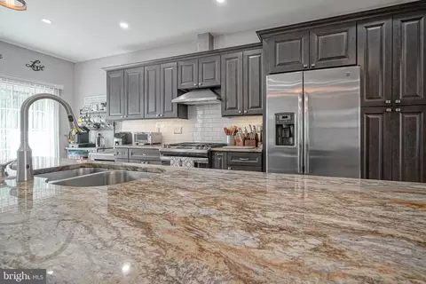 4 Compass Cir, Mount Laurel, NJ 08054 photo 18