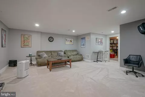4 Compass Cir, Mount Laurel, NJ 08054 photo 39