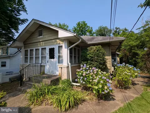48 S Clinton, Maple Shade, NJ 08052