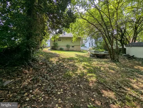 48 S Clinton, Maple Shade, NJ 08052 photo 3