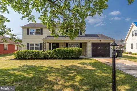 41 Mullshire Ln, Willingboro, NJ 08046