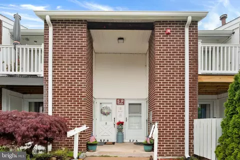 275 Green St #5P6, Edgewater Park, NJ 08010
