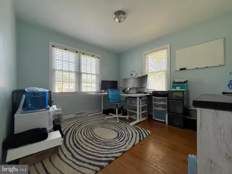 566 S Forklanding Rd, Maple Shade, NJ 08052 photo 18