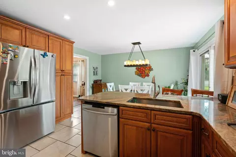 Kitchen - 478 Alexander Ave, Maple Shade, NJ 08052 photo 2 of 3
