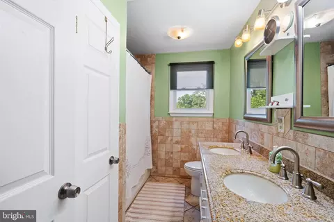 Bath - 478 Alexander Ave, Maple Shade, NJ 08052 photo 2 of 2