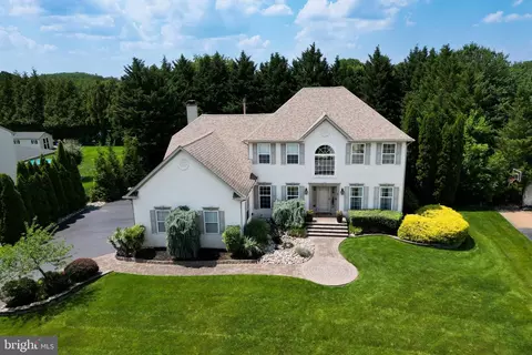 22 Millway Rd, Lumberton, NJ 08048