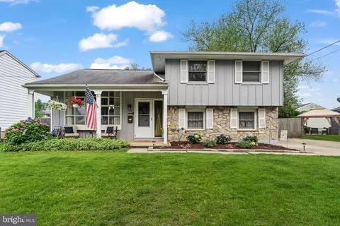 202 E Franklin Ave, Edgewater Park, NJ 08010