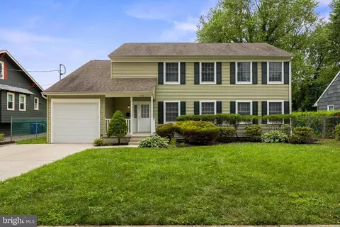 310 S Washington Ave, Moorestown, NJ 08057