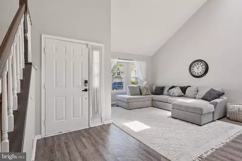 8 Conover Ct, Mount Laurel, NJ 08054 photo 4