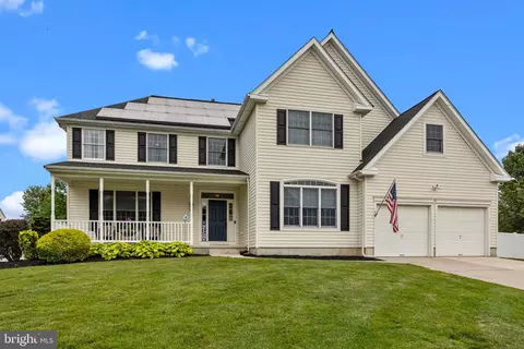 7 Irongate Ct, Columbus, NJ 08022