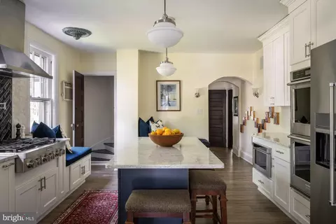 Kitchen - 800 Main St, Riverton, NJ 08077 photo 3 of 4