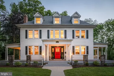 800 Main St, Riverton, NJ 08077