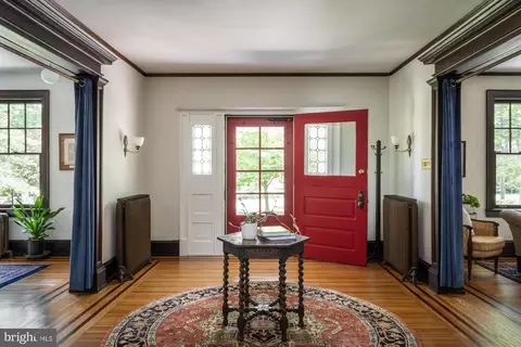 Entry Way - 800 Main St, Riverton, NJ 08077 photo 1 of 8