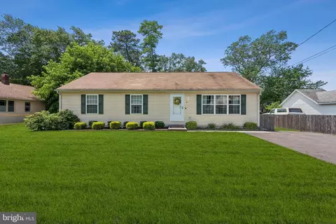 24 River St, Browns Mills, NJ 08015