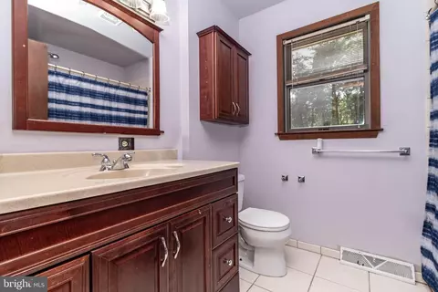Bath - 4 Mill Rd, Shamong, NJ 08088 photo 2 of 2
