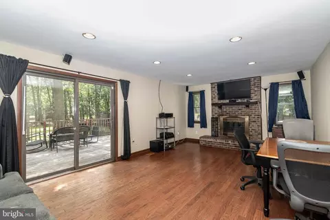 Living - 4 Mill Rd, Shamong, NJ 08088 photo 4 of 6