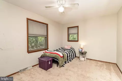 Bedroom - 4 Mill Rd, Shamong, NJ 08088 photo 8 of 11
