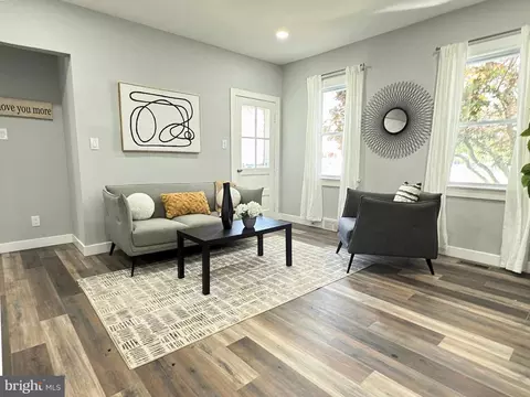 430 Kossuth St, Riverside, NJ 08075