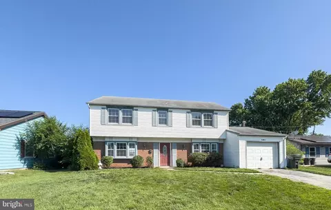 35 Gentry Ln, Willingboro, NJ 08046
