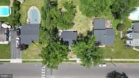 View/Area - 201 E Franklin Ave, Beverly, NJ 08010 photo 4 of 8