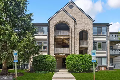 5116 C Aberdeen Dr, Mount Laurel, NJ 08054