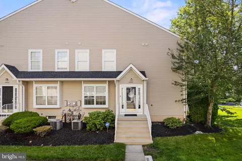 6003 Baltimore Dr, Marlton, NJ 08053