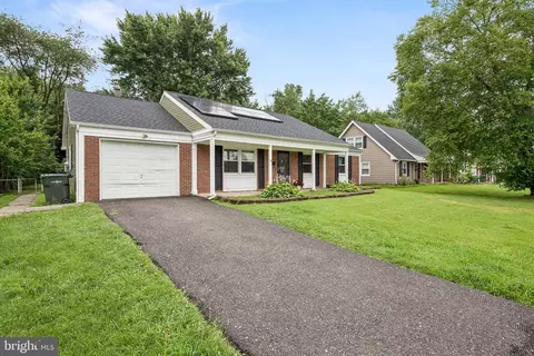 36 Gallaway Ln, Willingboro, NJ 08046