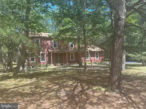 4 Eldorado Dr, Tabernacle, NJ 08088