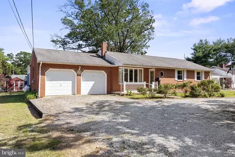 6 Shady Ln, Pemberton, NJ 08068