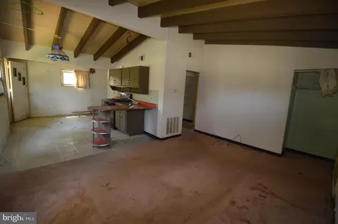 Living - 113 County Ave, Maple Shade, NJ 08052 photo 2 of 3